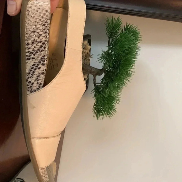 Naturalizer leather  sandals 8 - Picture 4 of 11